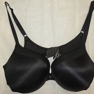 Victoria's Secret push up bra. Size 38C/D